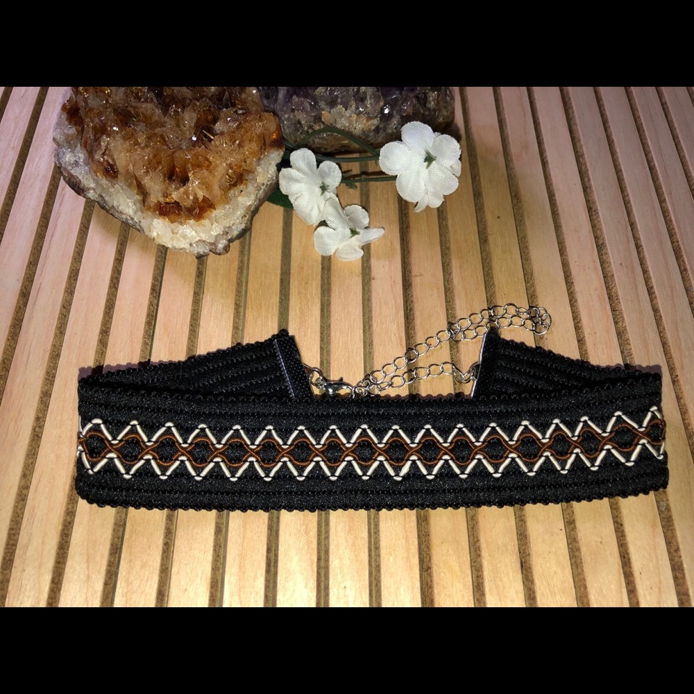 Reversible choker